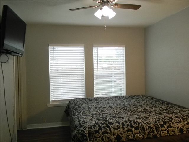 2320 S Denley Drive, Dallas, TX 75216