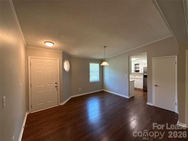 8209 Terra Linda Lane, Charlotte, NC 28215
