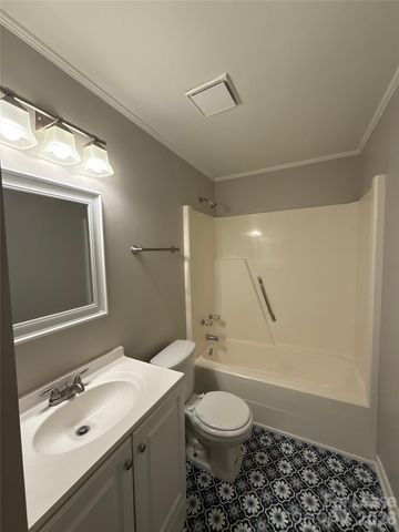 8209 Terra Linda Lane, Charlotte, NC 28215