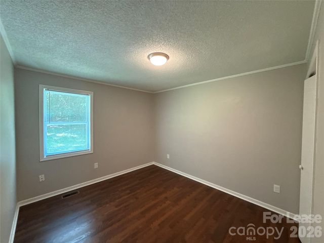 8209 Terra Linda Lane, Charlotte, NC 28215