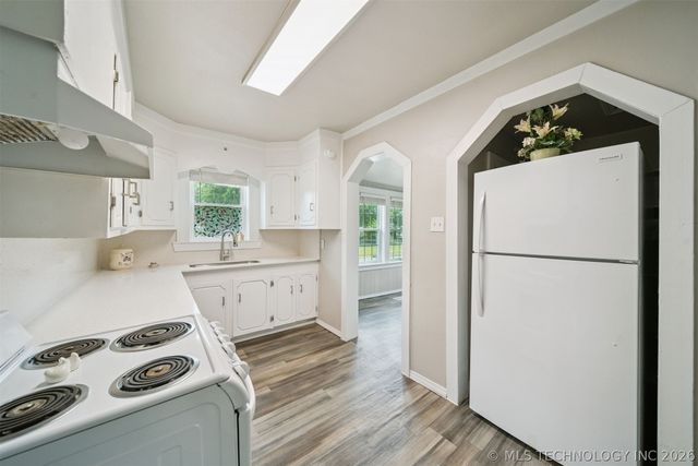 501 S 44th West Avenue, Tulsa, OK 74127