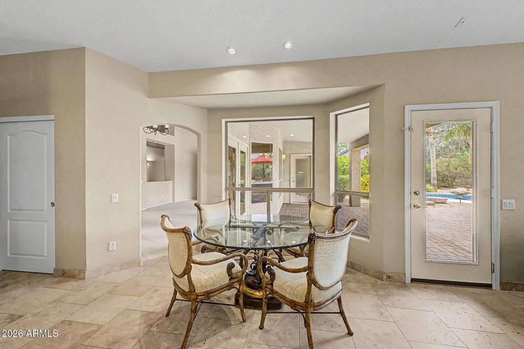 Image 13 of property listing at 5930 E DANBURY Road, Scottsdale, AZ 85254