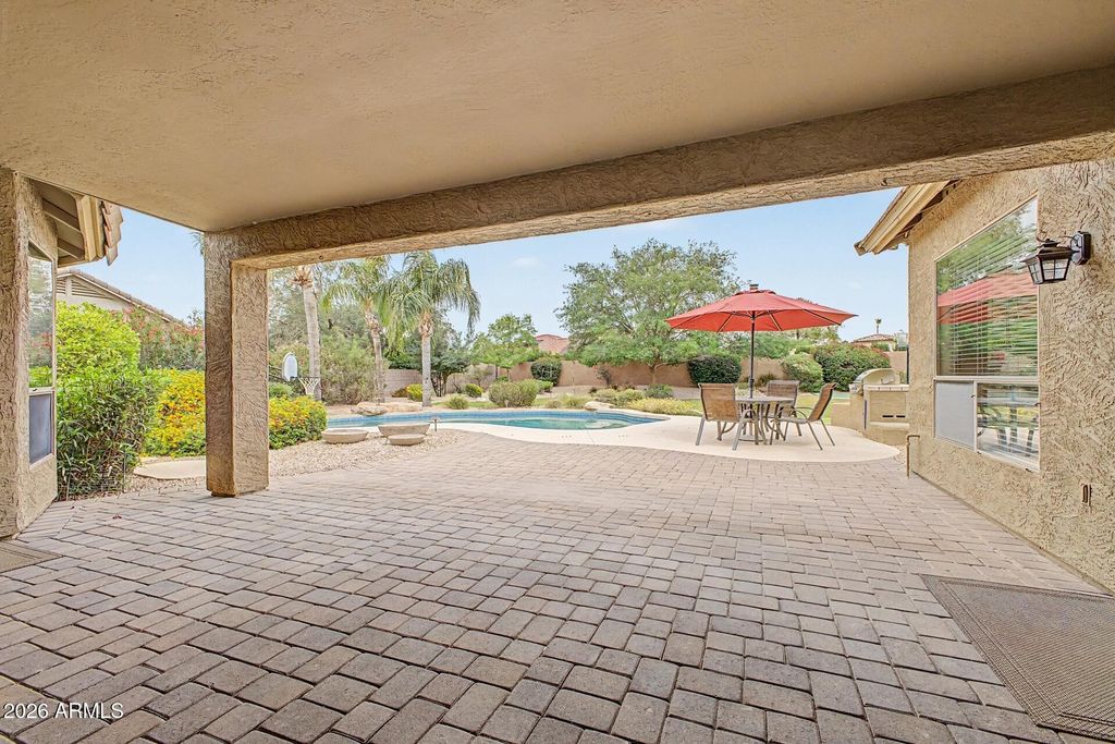 Image 14 of property listing at 5930 E DANBURY Road, Scottsdale, AZ 85254