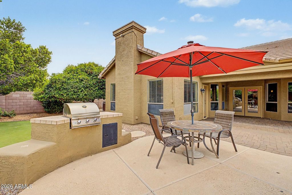 Image 16 of property listing at 5930 E DANBURY Road, Scottsdale, AZ 85254