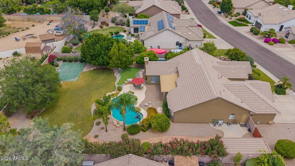 Image 21 of property listing at 5930 E DANBURY Road, Scottsdale, AZ 85254