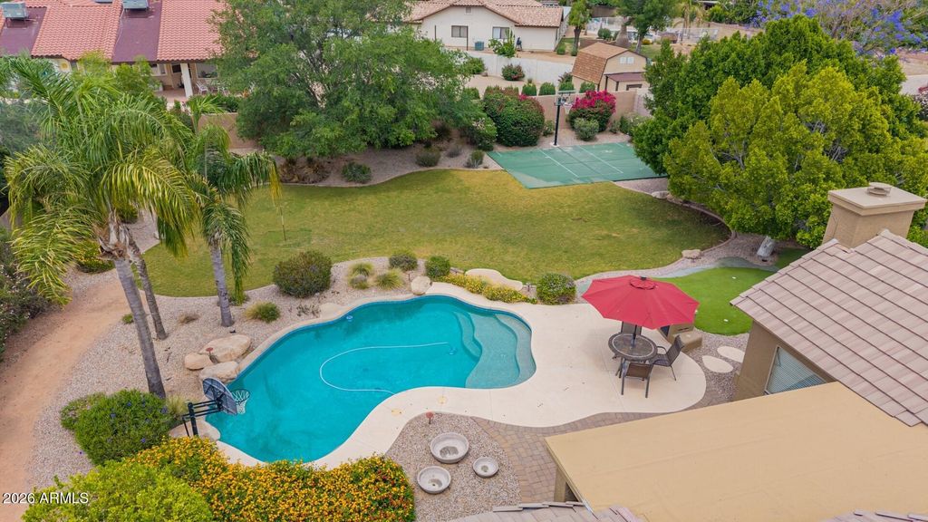 Image 23 of property listing at 5930 E DANBURY Road, Scottsdale, AZ 85254