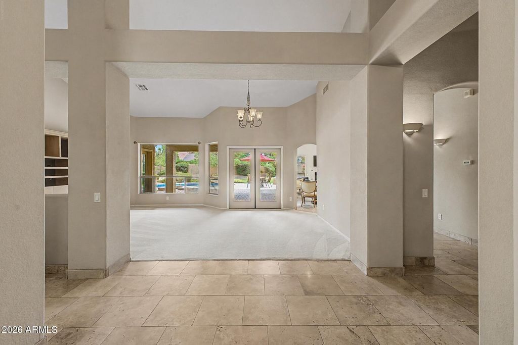 Image 4 of property listing at 5930 E DANBURY Road, Scottsdale, AZ 85254