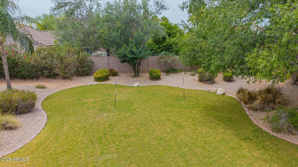 Image 40 of property listing at 5930 E DANBURY Road, Scottsdale, AZ 85254