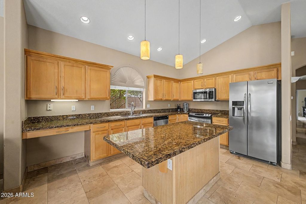 Image 7 of property listing at 5930 E DANBURY Road, Scottsdale, AZ 85254