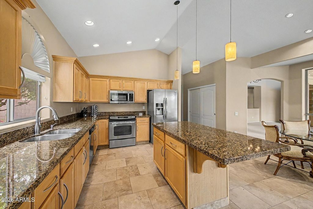 Image 8 of property listing at 5930 E DANBURY Road, Scottsdale, AZ 85254