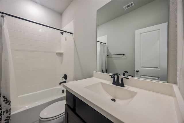 1821 Eagle Landing, Van Alstyne, TX 75495