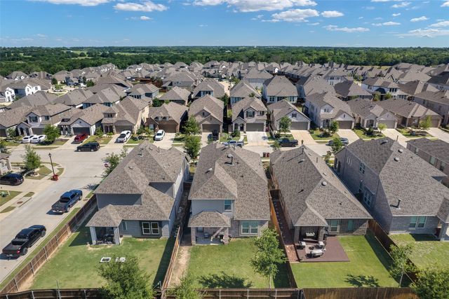 1821 Eagle Landing, Van Alstyne, TX 75495