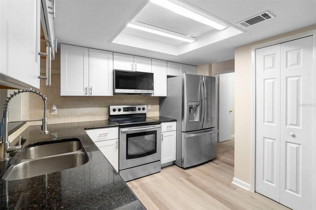 5136 BARNEGAT POINT ROAD, Orlando, FL 32808