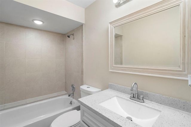 5136 BARNEGAT POINT ROAD, Orlando, FL 32808