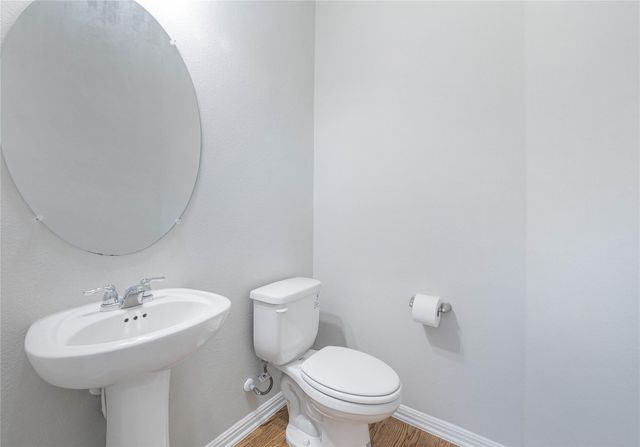 904 Boatswain WAY, Austin, TX 78748
