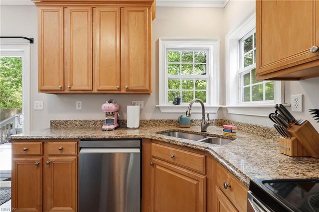 3608 Royal Palm Arch, Virginia Beach, VA 23452