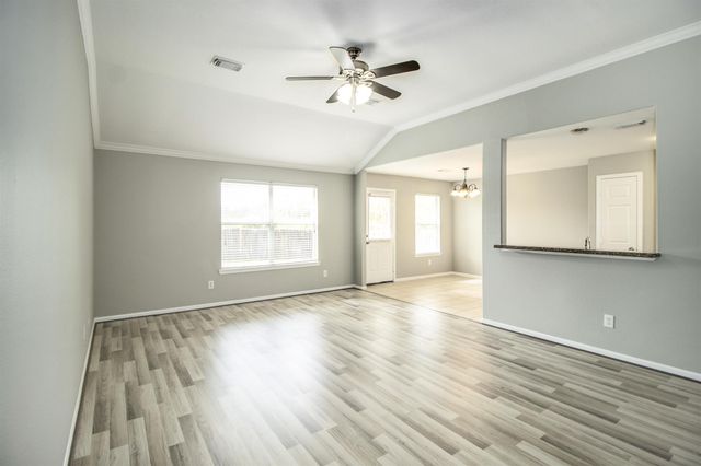 406 Woodlake Drive, Houston, TX 77336