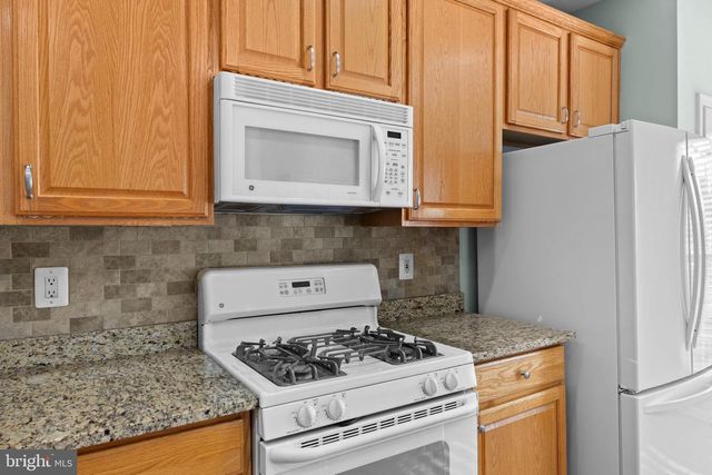 19 CALLOWAY DR, Fredericksburg, VA 22406