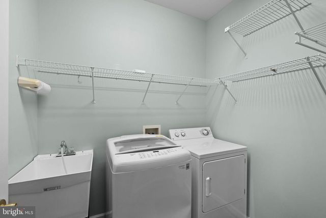 19 CALLOWAY DR, Fredericksburg, VA 22406