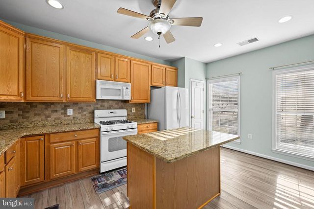 19 CALLOWAY DR, Fredericksburg, VA 22406