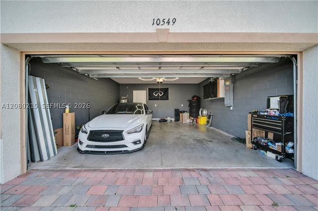 10549 Canal Brook LN, Lehigh Acres, FL 33936