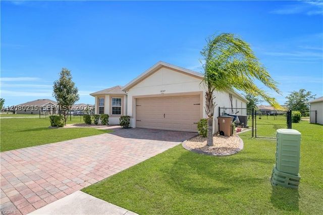 10549 Canal Brook LN, Lehigh Acres, FL 33936