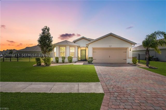 10549 Canal Brook LN, Lehigh Acres, FL 33936