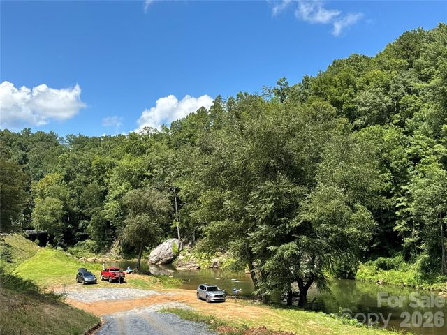 0 Quails Run Boulevard, Lake Lure, NC 28746