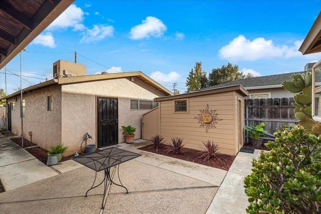 232 Fusco Ave, Modesto, CA 95354