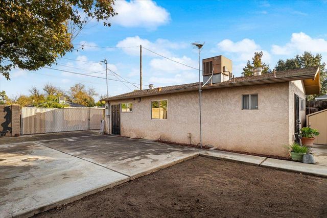 232 Fusco Ave, Modesto, CA 95354