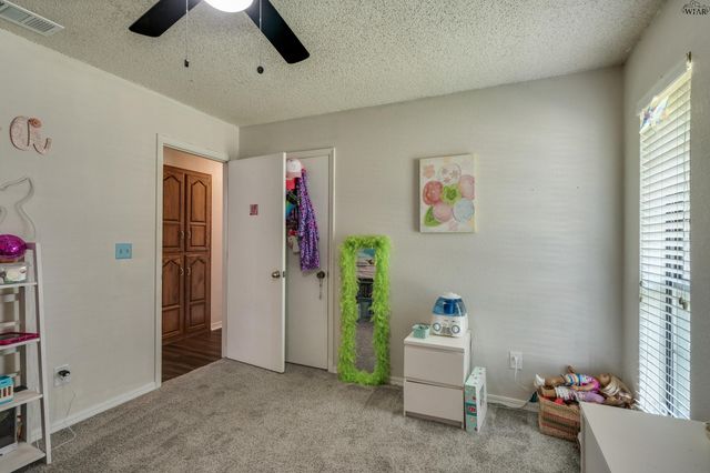 4517 PRINCE EDWARD DRIVE, Wichita Falls, TX 76308