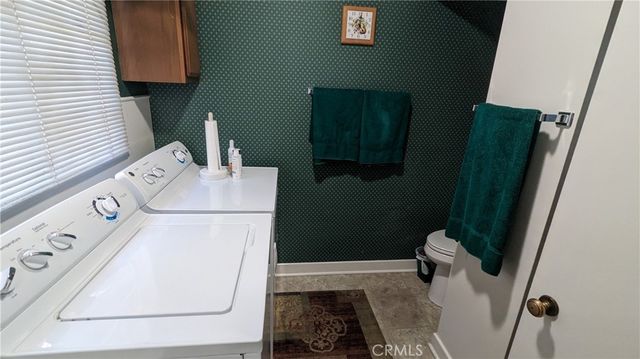 1404 N Mountain Ave, Claremont, CA 91711