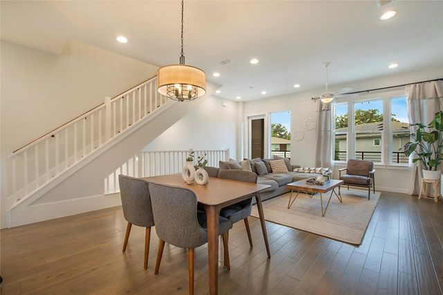 9060 Corsair Place, Dallas, TX 75218