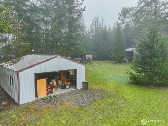 121 E Garys Melody Lane, Shelton, WA 98584