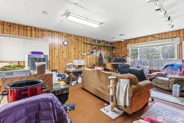 121 E Garys Melody Lane, Shelton, WA 98584