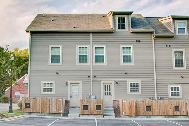 95 Plumlee Dr Unit 24, Hendersonville, TN 37075