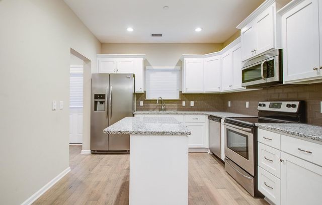 95 Plumlee Dr Unit 24, Hendersonville, TN 37075