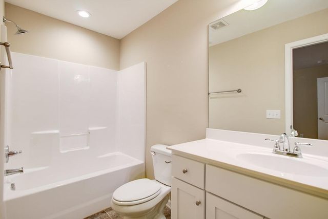 95 Plumlee Dr Unit 24, Hendersonville, TN 37075