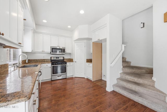 1809 Maybrook Way, Simi Valley, CA 93065
