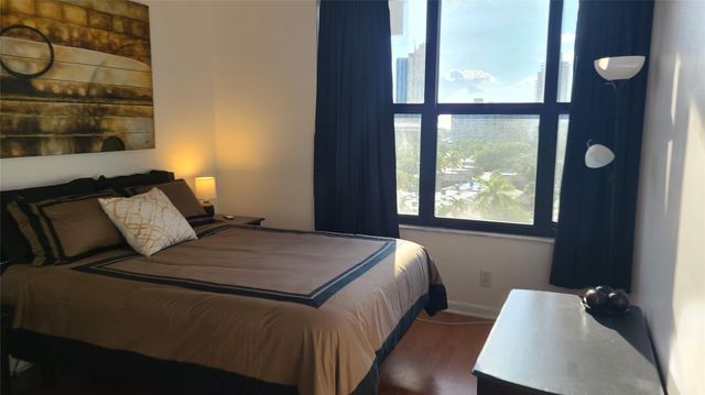 2500 Parkview Drive 802, Hallandale Beach, FL 33009