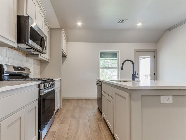 17809 Rich Earth Court, Edmond, OK 73012