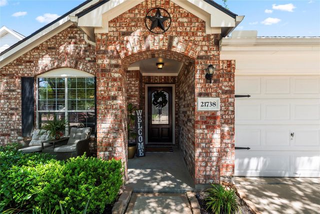 21738 May Apple Court, Cypress, TX 77433