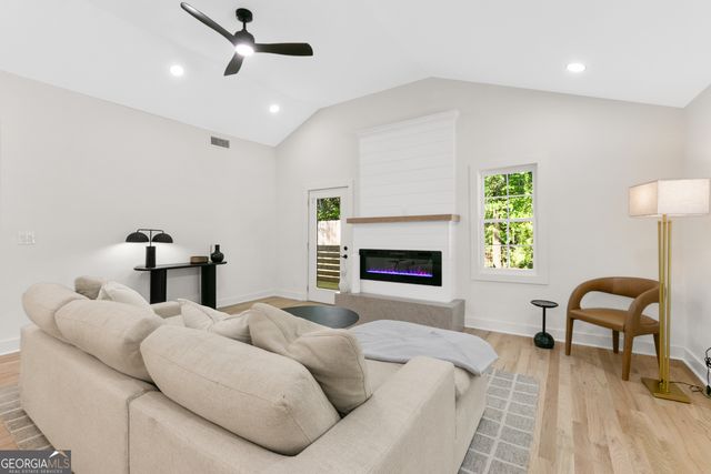 3154 Briarcliff Way, Atlanta, GA 30345