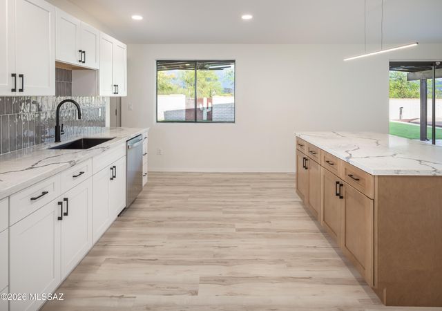 3440 N Bacobi Avenue, Tucson, AZ 85750