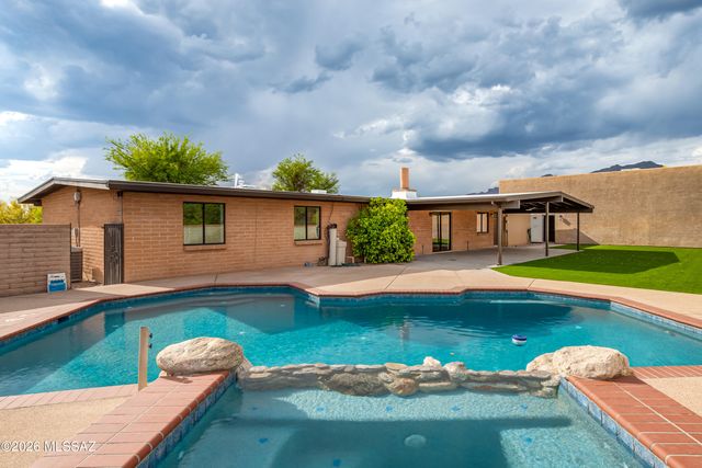 3440 N Bacobi Avenue, Tucson, AZ 85750