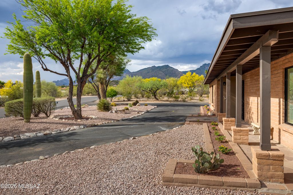 3440 N Bacobi Avenue, Tucson, AZ 85750