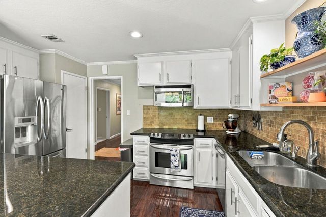 600 Pennsylvania Avenue 12, Los Gatos, CA 95030