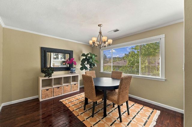 600 Pennsylvania Avenue 12, Los Gatos, CA 95030