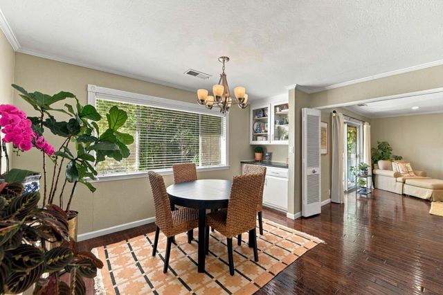 600 Pennsylvania Avenue 12, Los Gatos, CA 95030