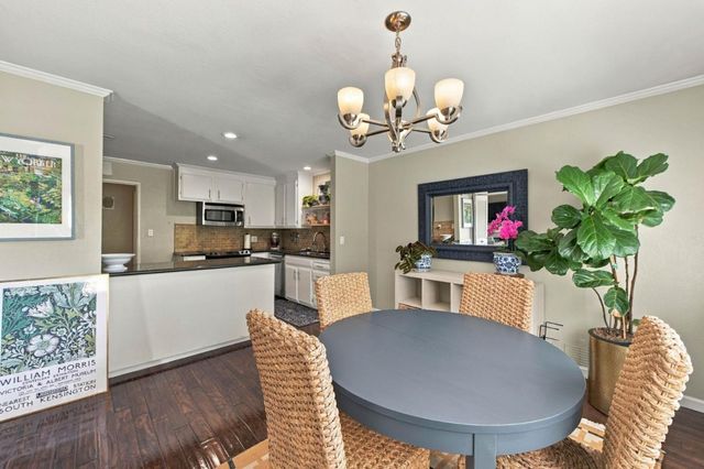600 Pennsylvania Avenue 12, Los Gatos, CA 95030